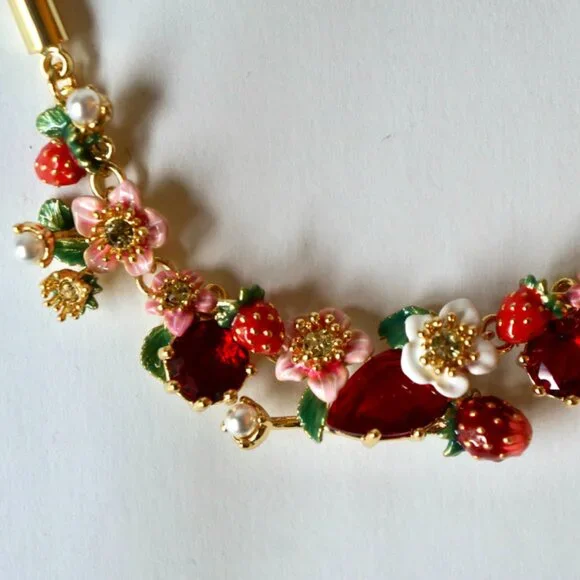 Nice necklace with flowers, strawberries and red stones - Picture 2 of 7